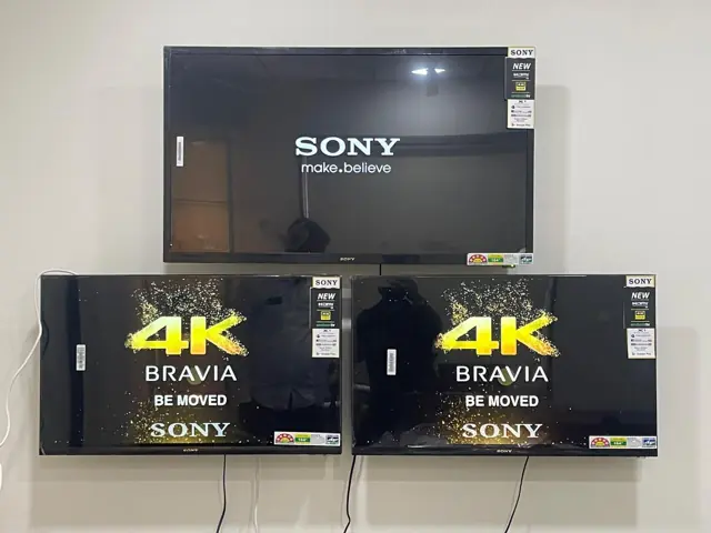 Sony 4K Bravia display setup